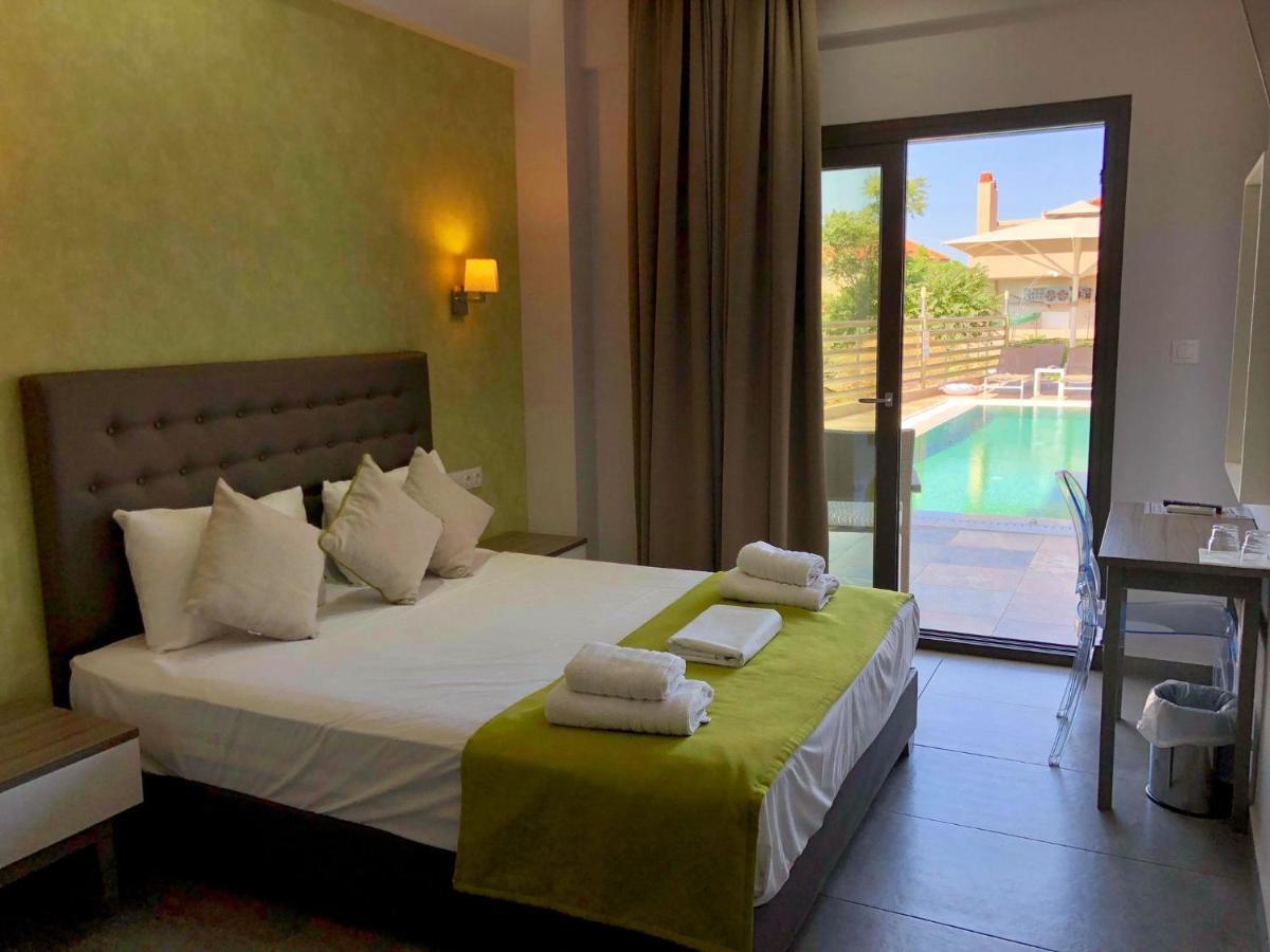 לימנריה Patiras Deluxe B&B מראה חיצוני תמונה